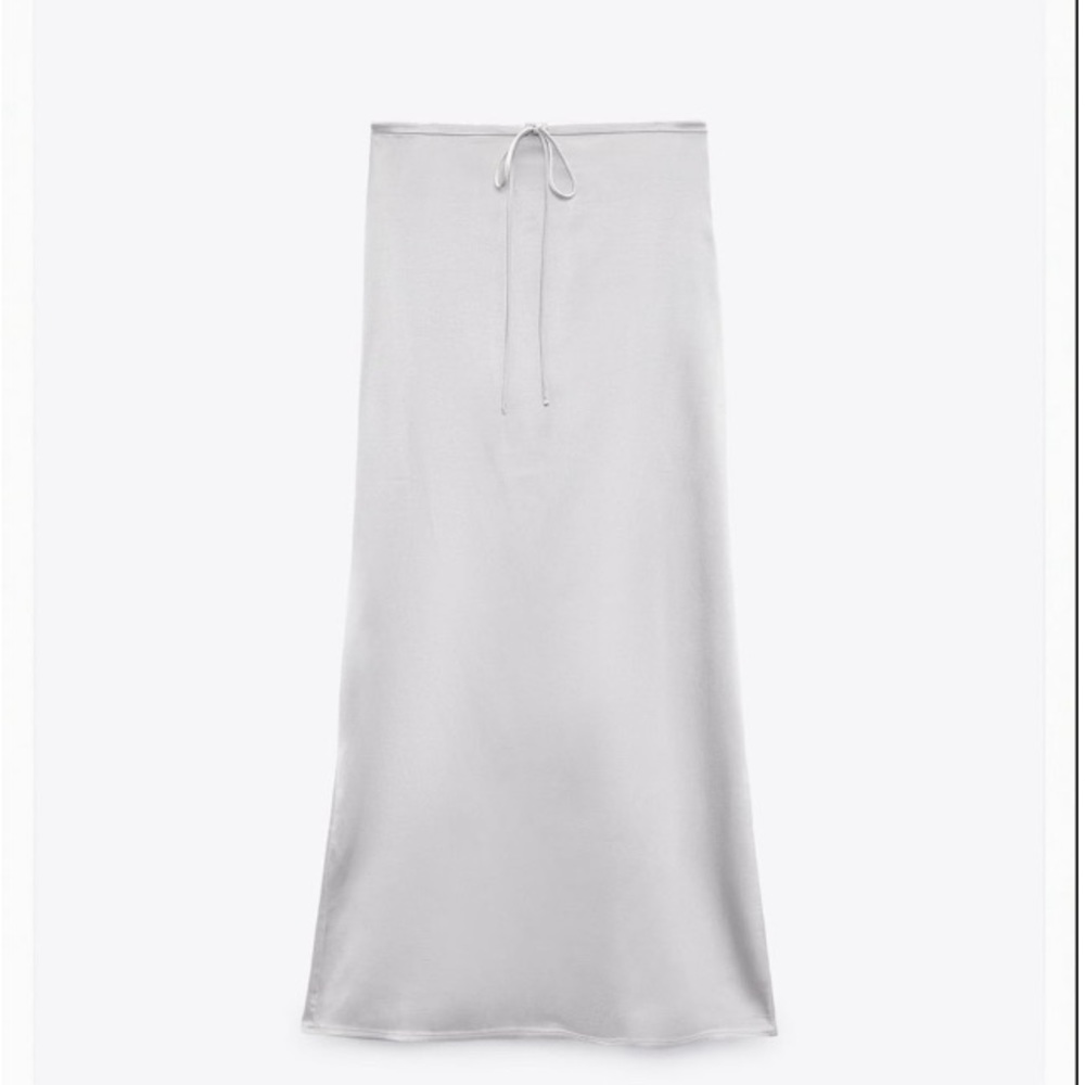 Zara Sunning Silver Co-ord & Matching Set of midi length skirt & crop top🔥🔥 - Picture 3 of 9